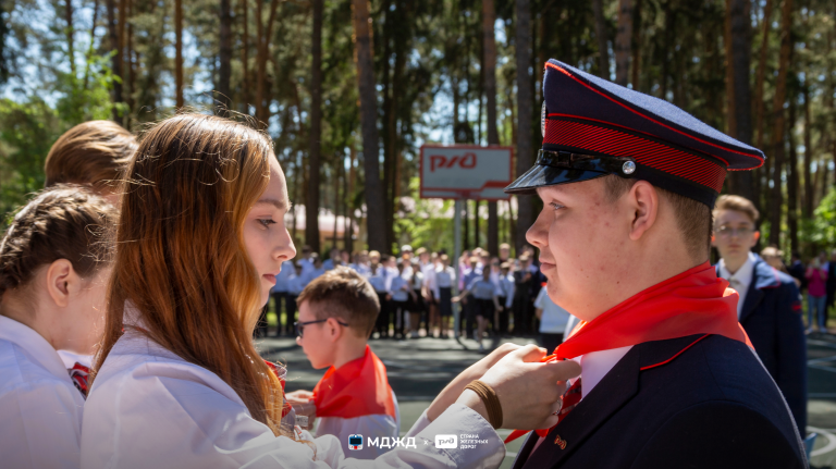 Посвящение в юные железнодорожники